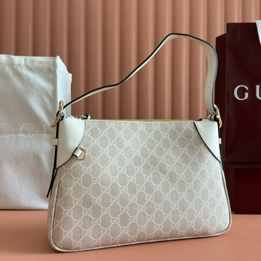 GUCCI – SMALL SHOULDER BAG WITH GG EMBLEM