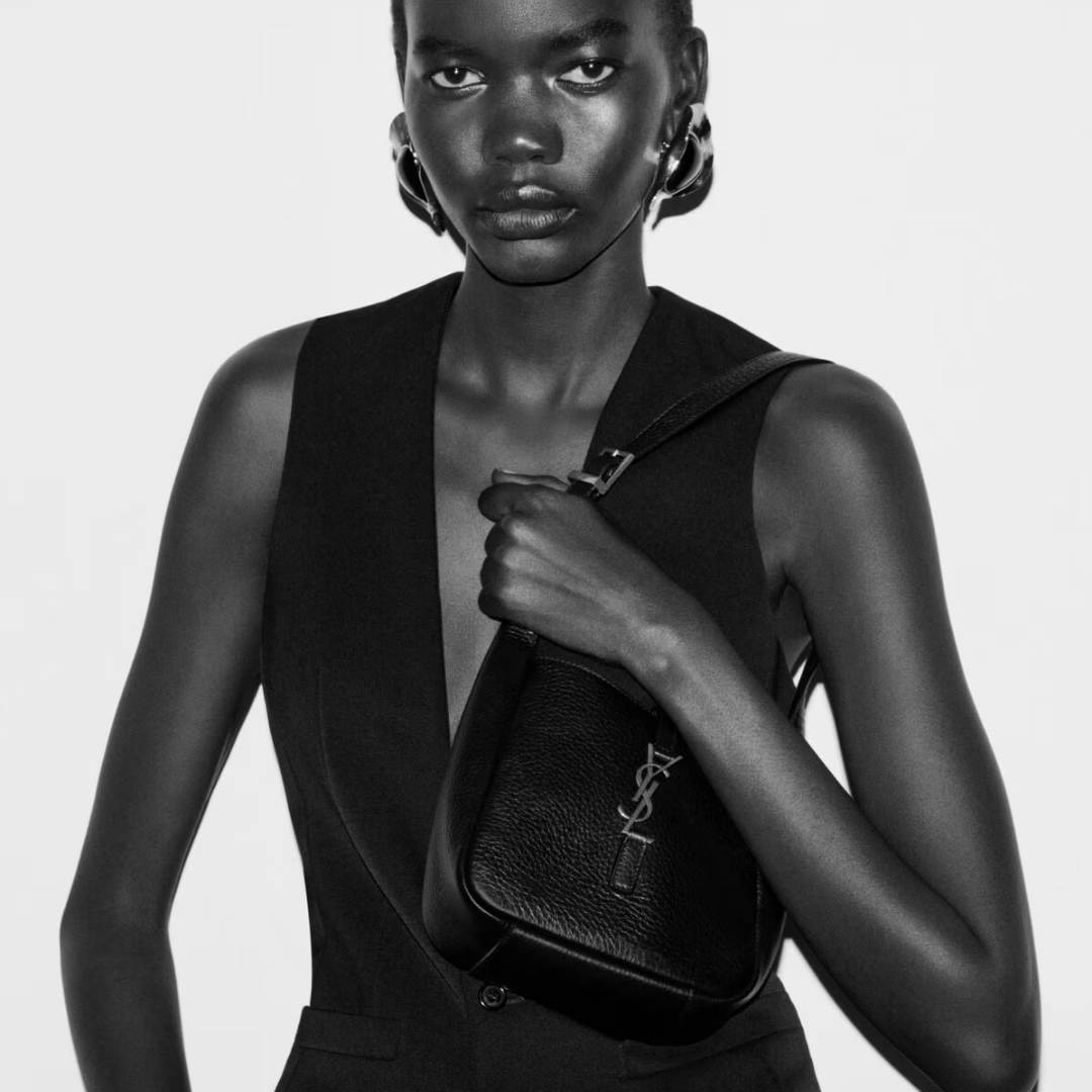 YVES SAINT LAURENT SMALL HAND BAG MADE OF GRAINED LEATHER