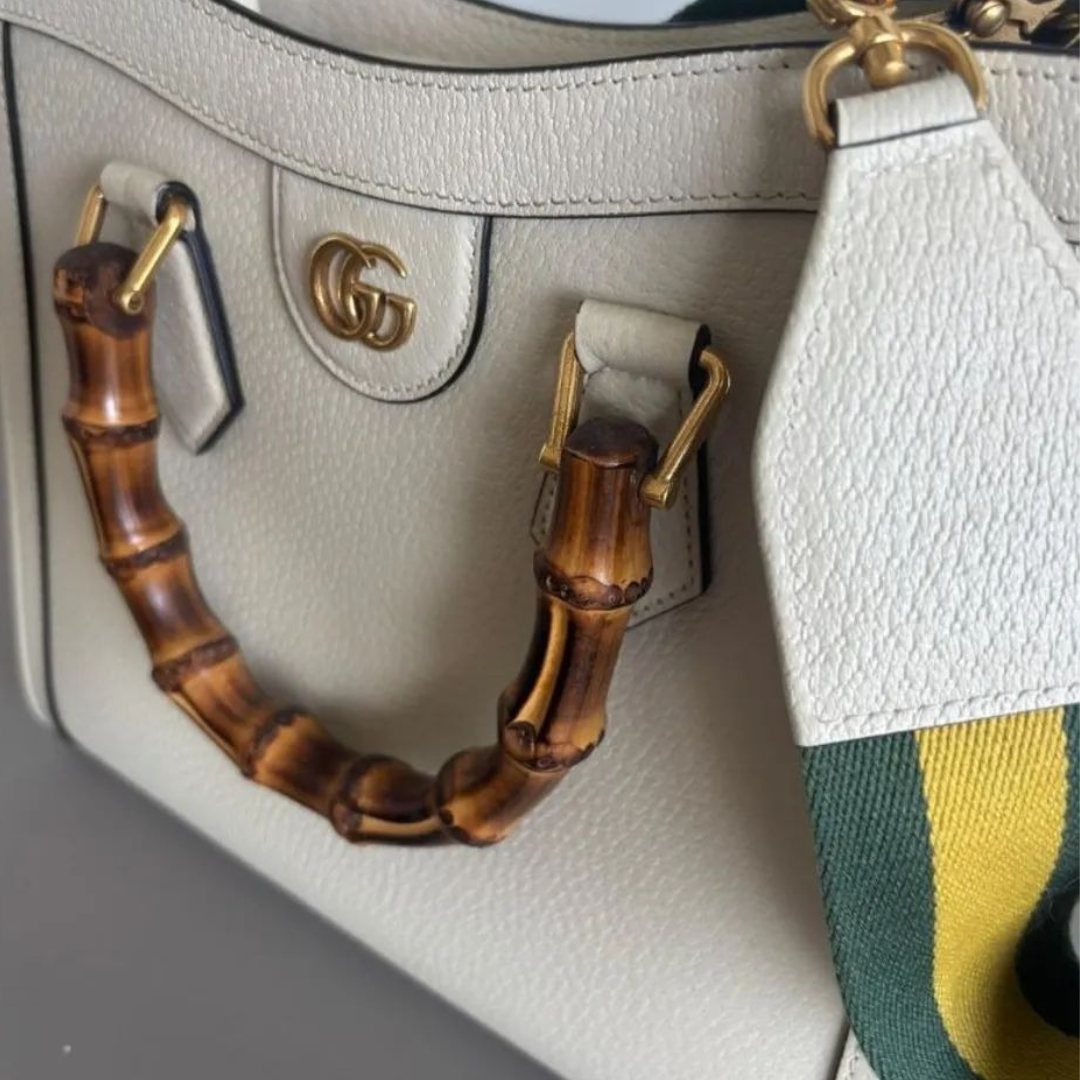 GUCCI – MEDIUM DIANA SHOPPING BAG