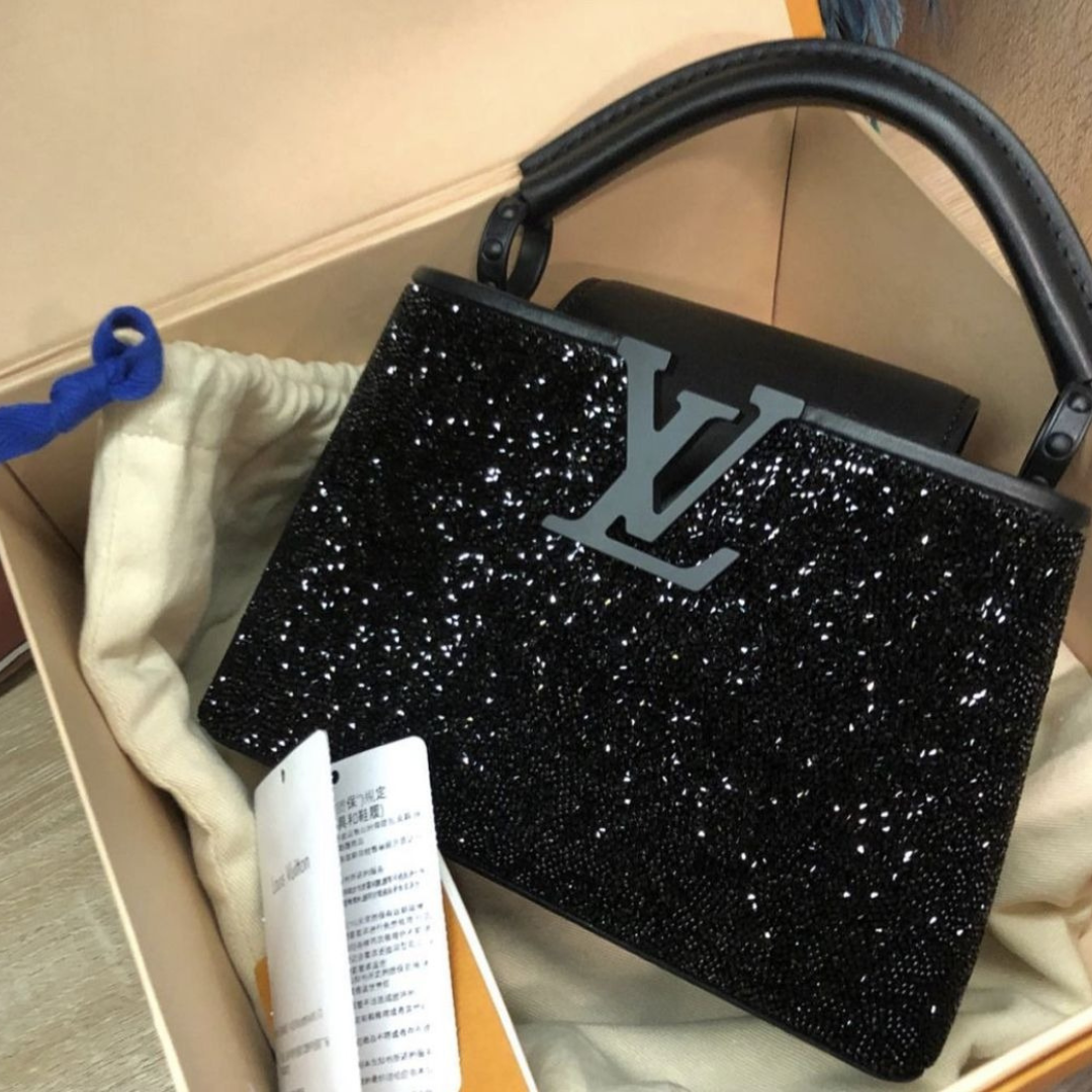 LOUIS VUITTON CAPUCINES MINI-BAG
