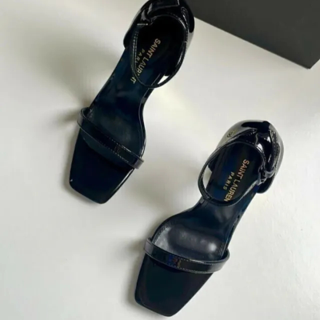 YVES SAINT LAURENT SET HANDBAG AND SANDALS