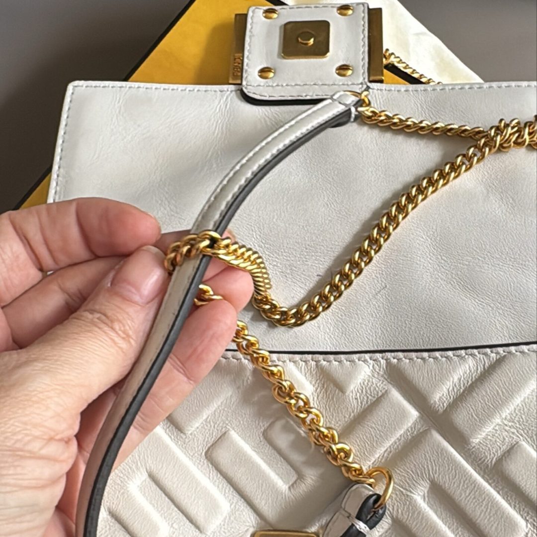 FENDI SHOULDER BAG