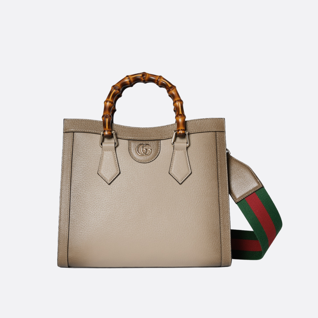 GUCCI – MEDIUM DIANA SHOPPING BAG
