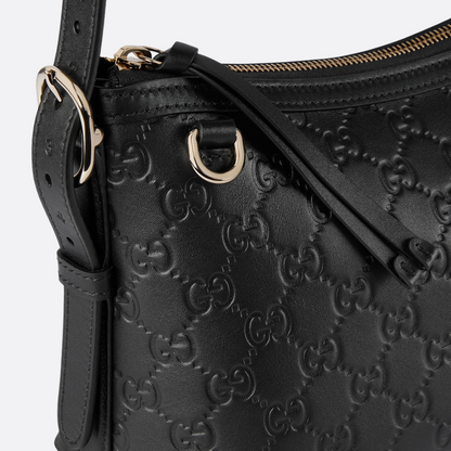 GUCCI – MEDIUM SHOULDER BAG WITH GG EMBLEM
