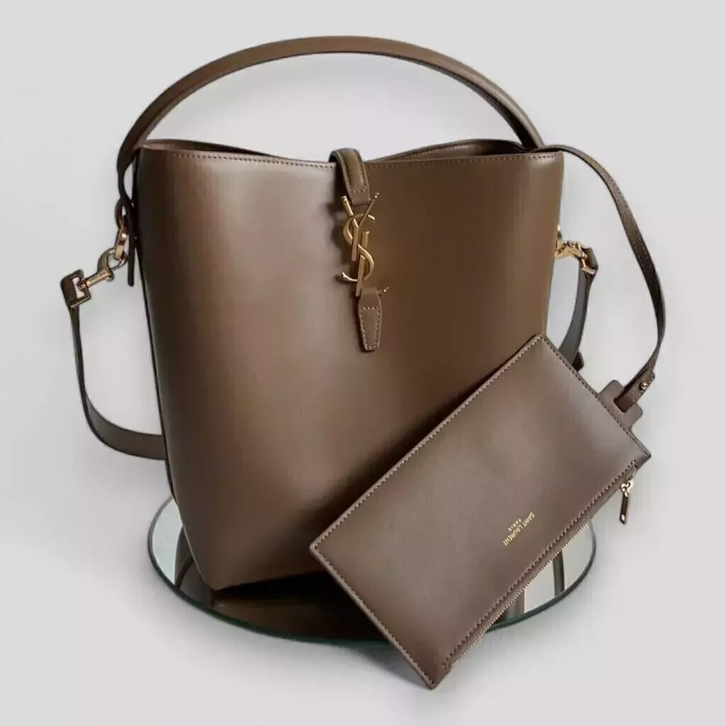 SAINT LAURENT LE 37 BUCKET BAG IN SHINY LEATHER