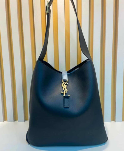 YVES SAINT LAURENT SMALL HAND BAG MADE OF GRAINED LEATHER