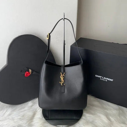 SAINT LAURENT LE 5 À 7 BEA BAG