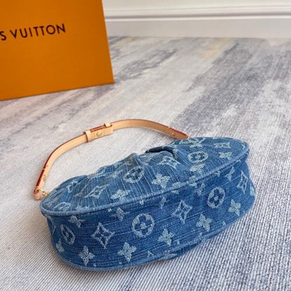 LOUIS VUITTON HAND BAG MADE OF MONOGRAM DENIM