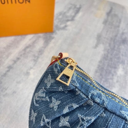 LOUIS VUITTON HAND BAG MADE OF MONOGRAM DENIM